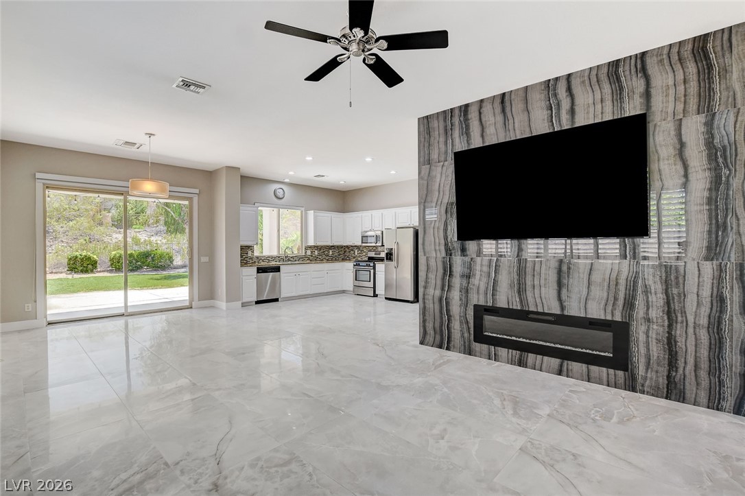 Photo 5 of 14 Emerald Dunes Circle