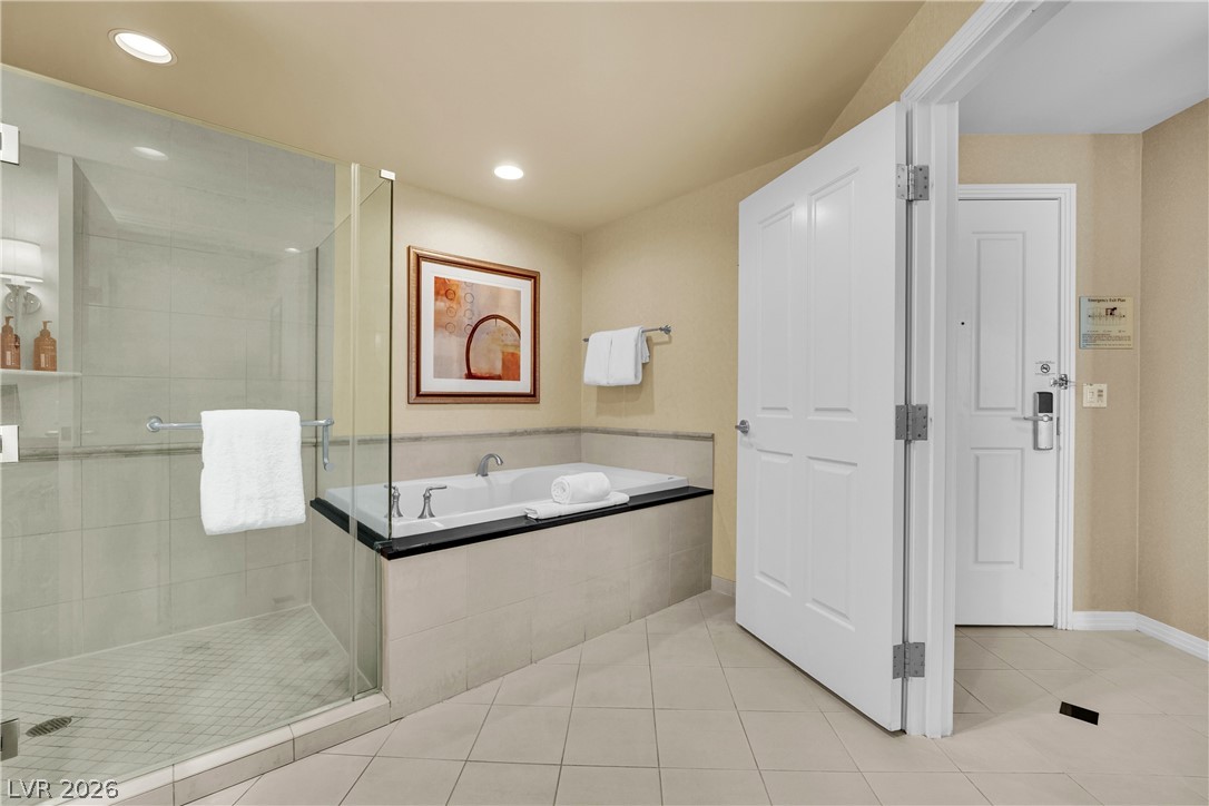 Photo 33 of 58, 125 E Harmon Avenue #2311
