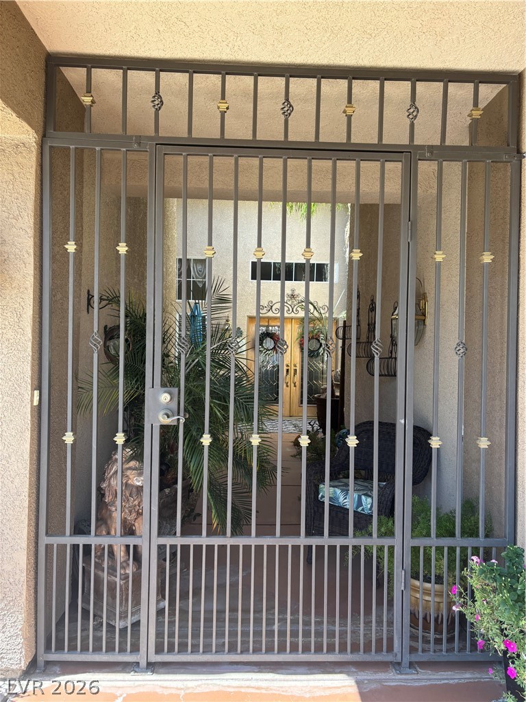 Photo 5 of 1412 October Oak Avenue