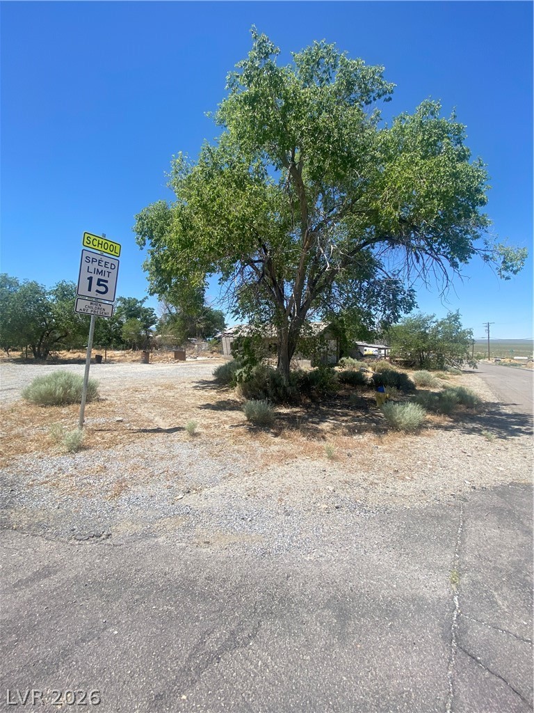 Photo 3 of 701 3rd Street