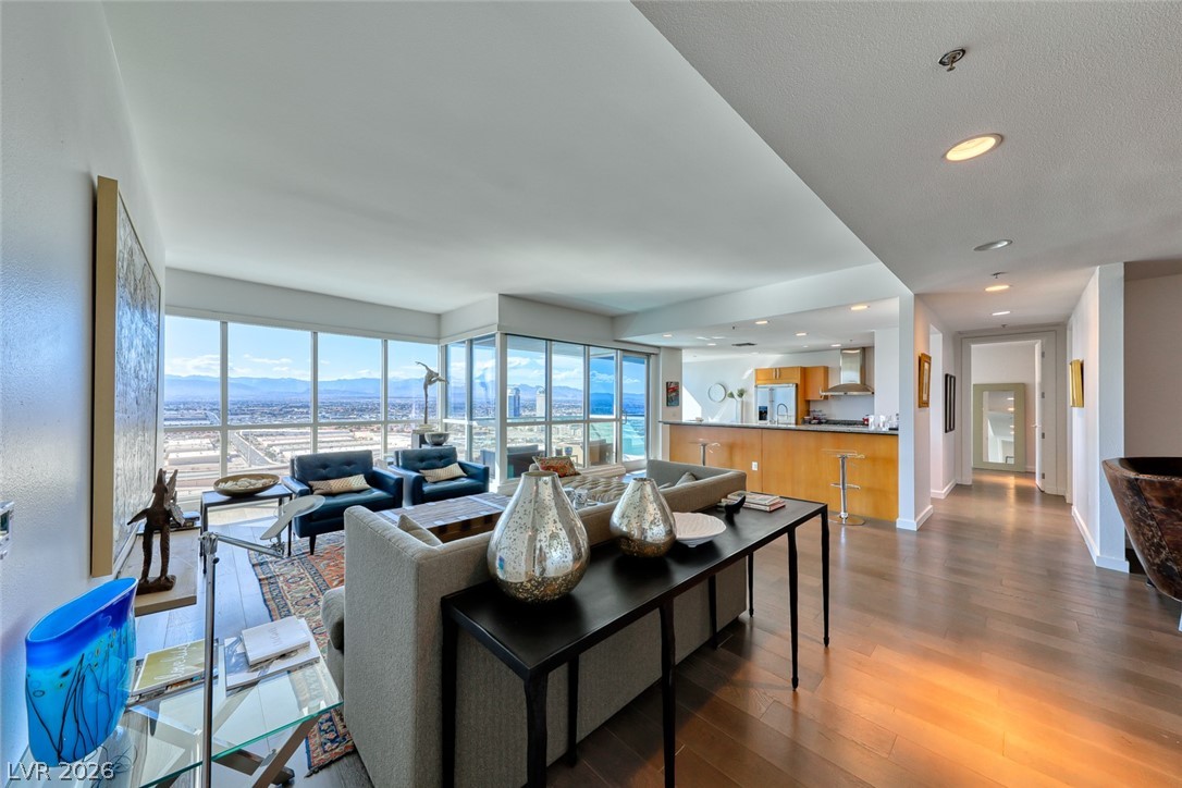 Photo 8 of 44, 4525 Dean Martin Drive #2806