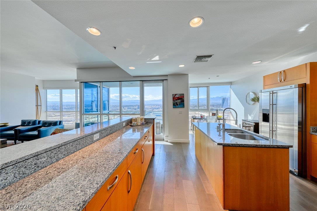 Photo 6 of 44, 4525 Dean Martin Drive #2806