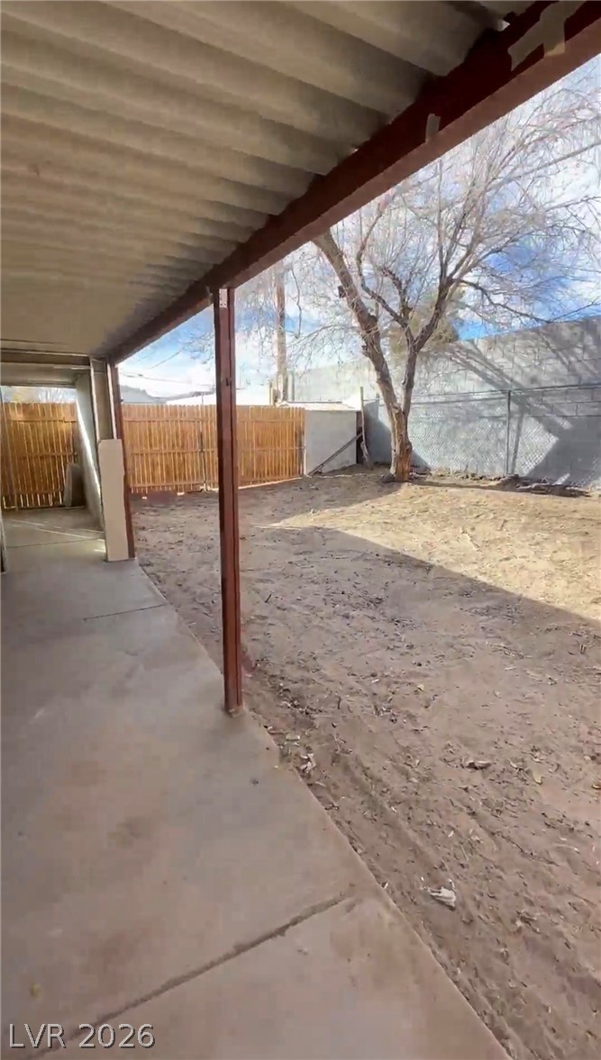 Photo 5 of 2400 Pardee Place