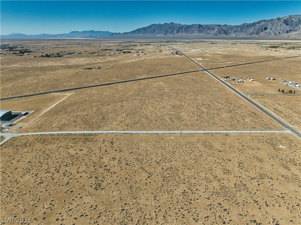Photo 8 of 14, 2800 W Nevada Highway 372