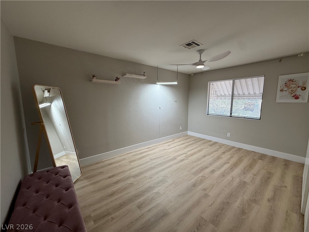 Photo 15 of 27, 8804 River Pines Court #202