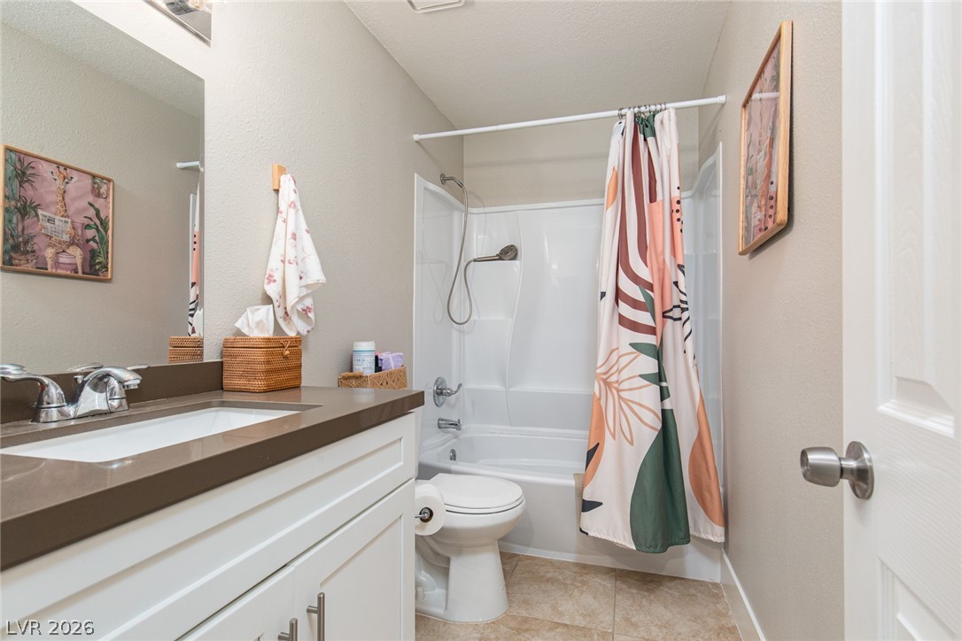Photo 17 of 27, 8804 River Pines Court #202