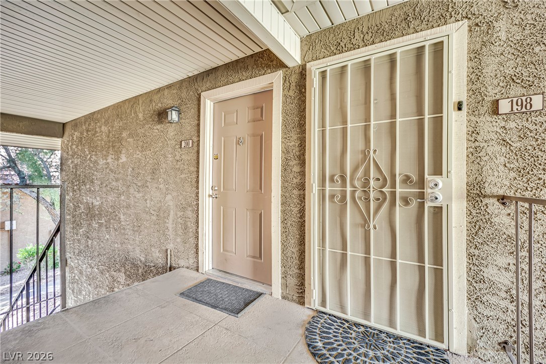 Photo 3 of 5098 River Glen Drive #198