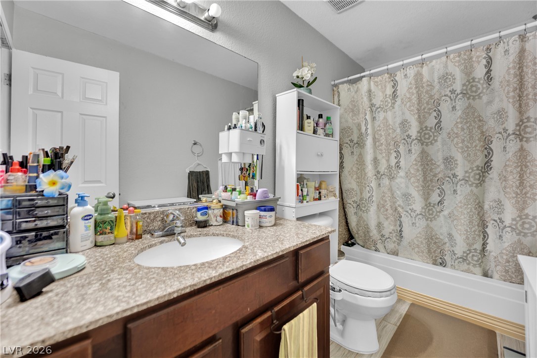 Photo 14 of 27, 5098 River Glen Drive #198