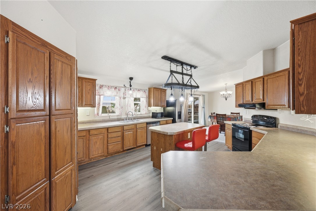 Photo 5 of 2451 E Jayme Street