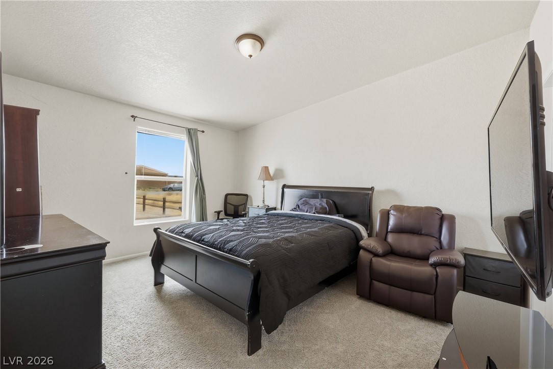 Photo 18 of 31, 2451 E Jayme Street