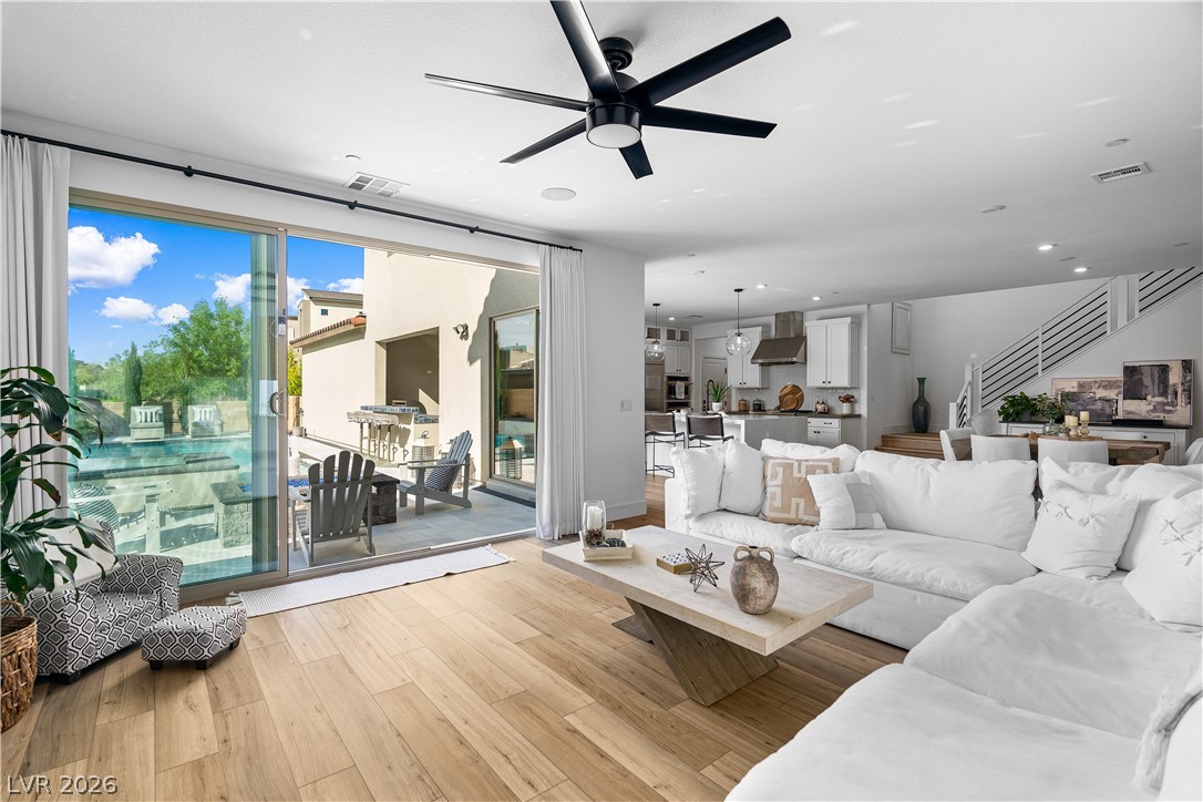Photo 5 of 2710 Marchetti Place