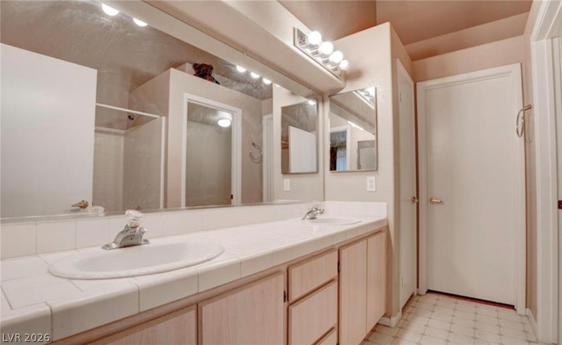 Photo 8 of 32, 5000 Red Rock Street #237