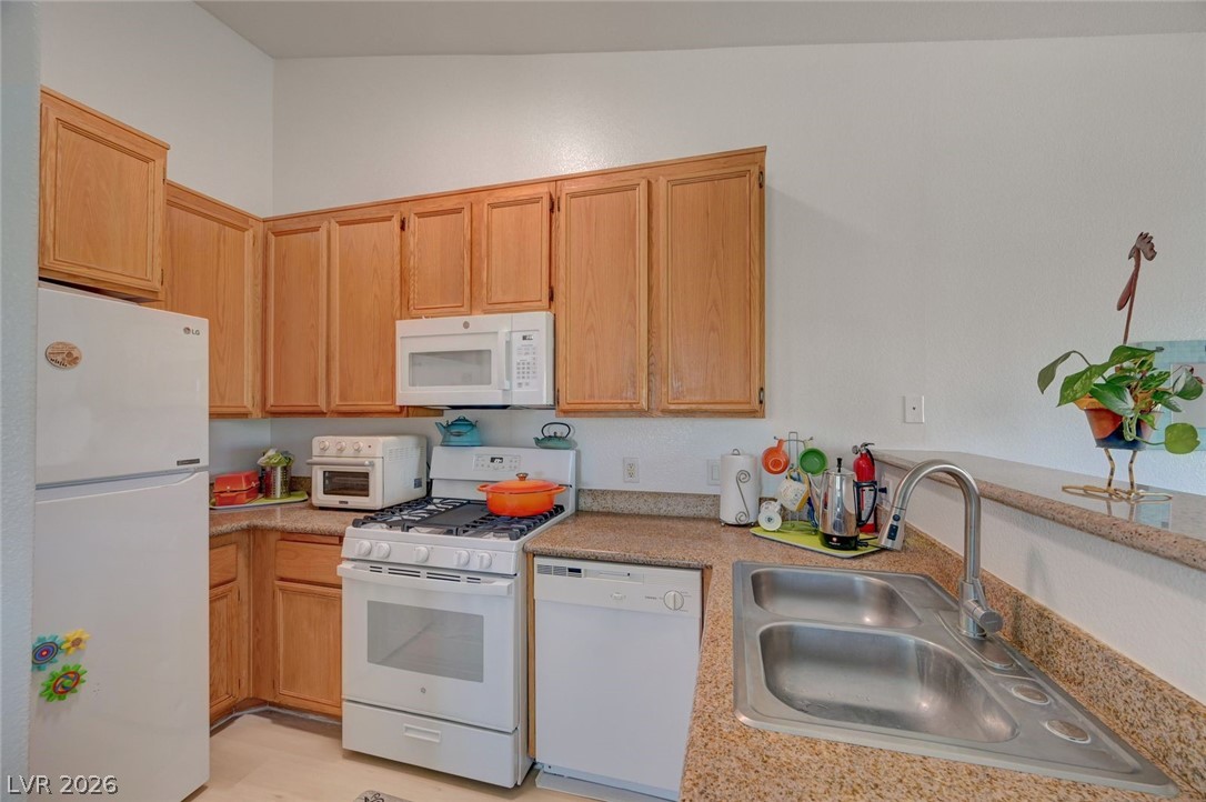 Photo 12 of 50, 3318 N Decatur Boulevard #2072