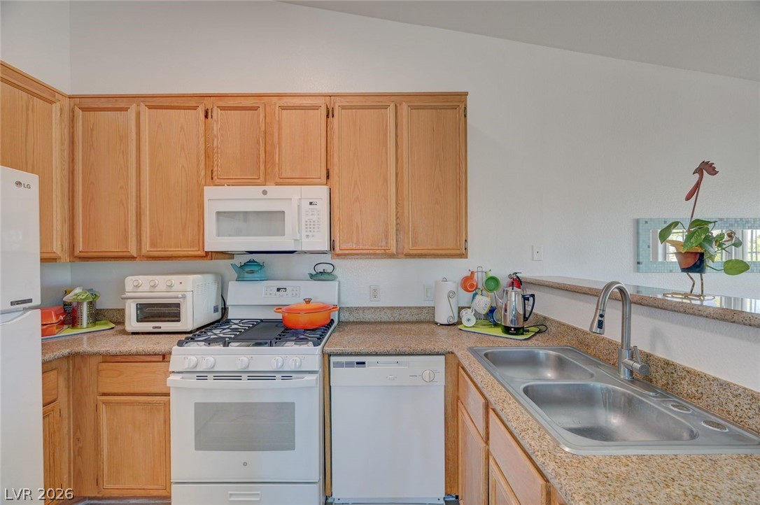 Photo 13 of 50, 3318 N Decatur Boulevard #2072