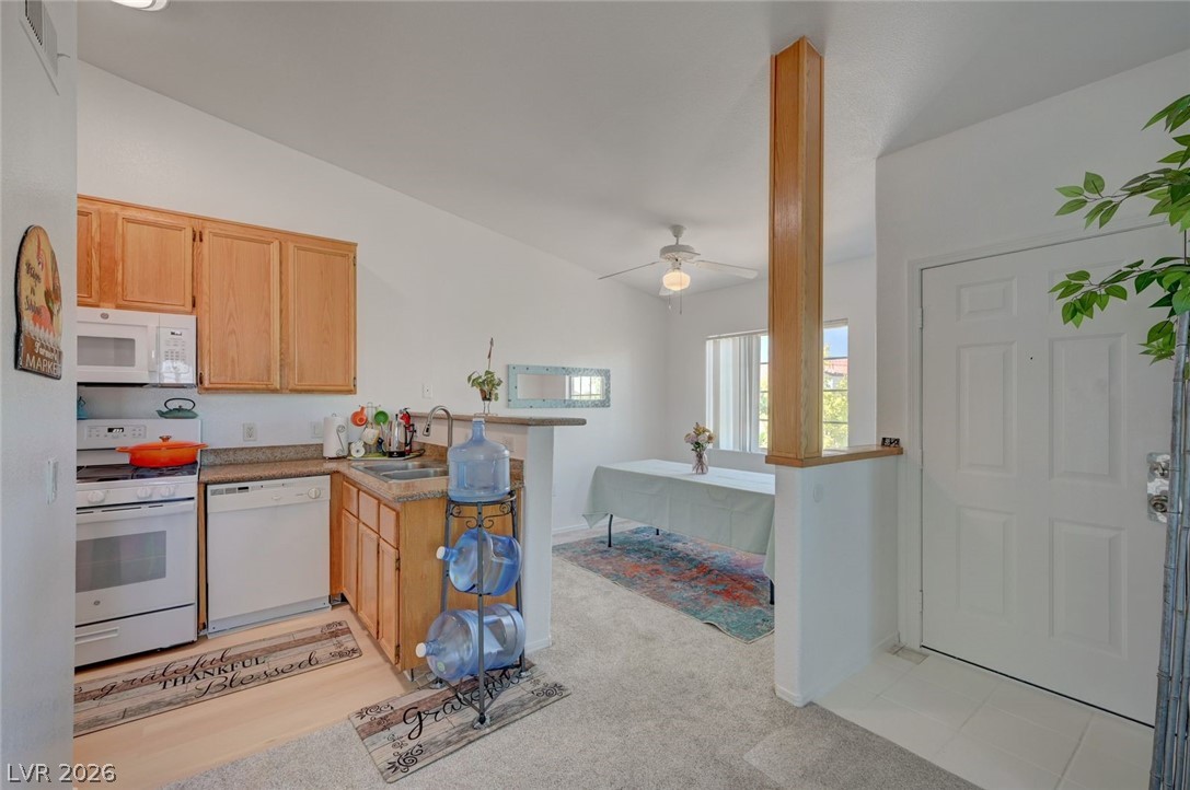 Photo 15 of 50, 3318 N Decatur Boulevard #2072