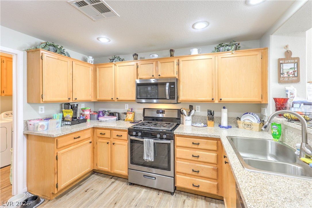 Photo 11 of 35, 10200 Deerfield Beach Avenue #102