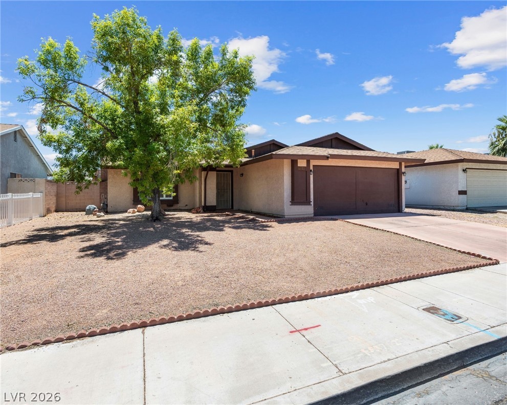 Photo 4 of 6371 W Viking Road