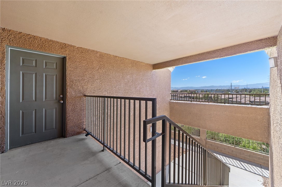Photo 7 of 46, 2120 Ramrod Avenue #1026