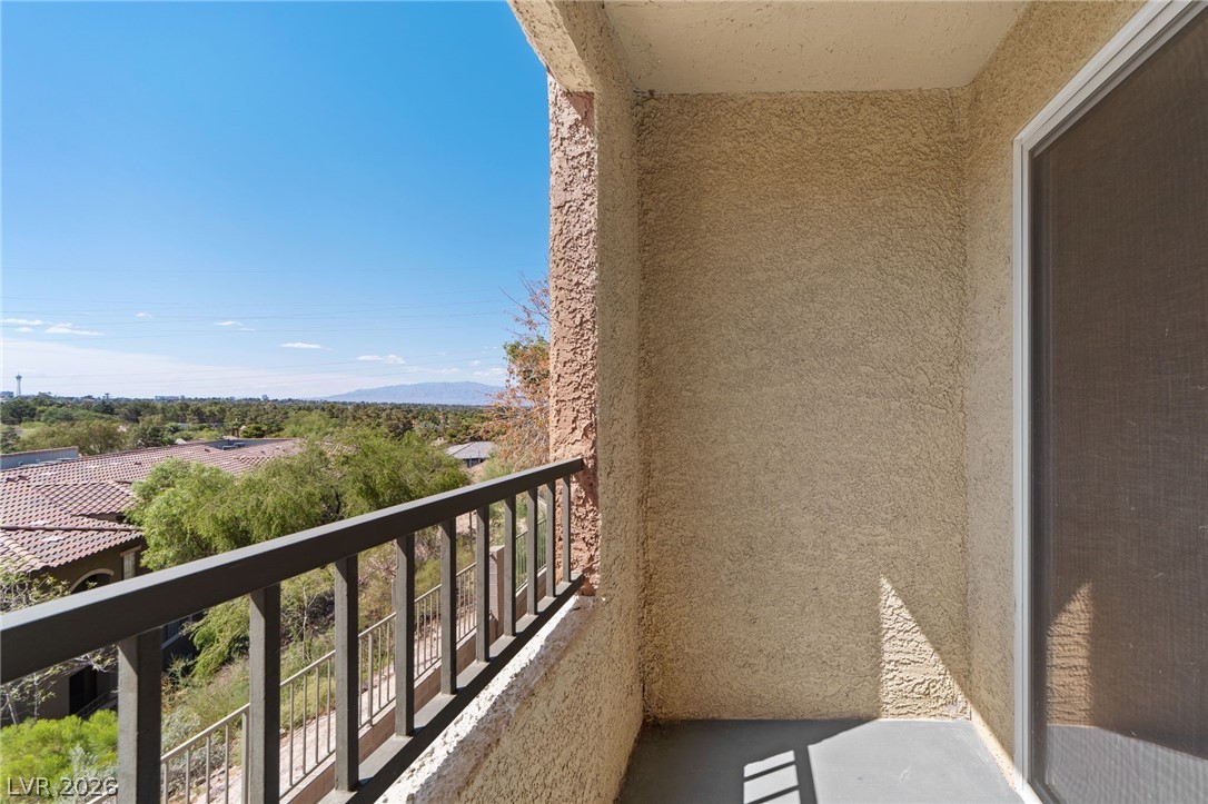 Photo 20 of 46, 2120 Ramrod Avenue #1026