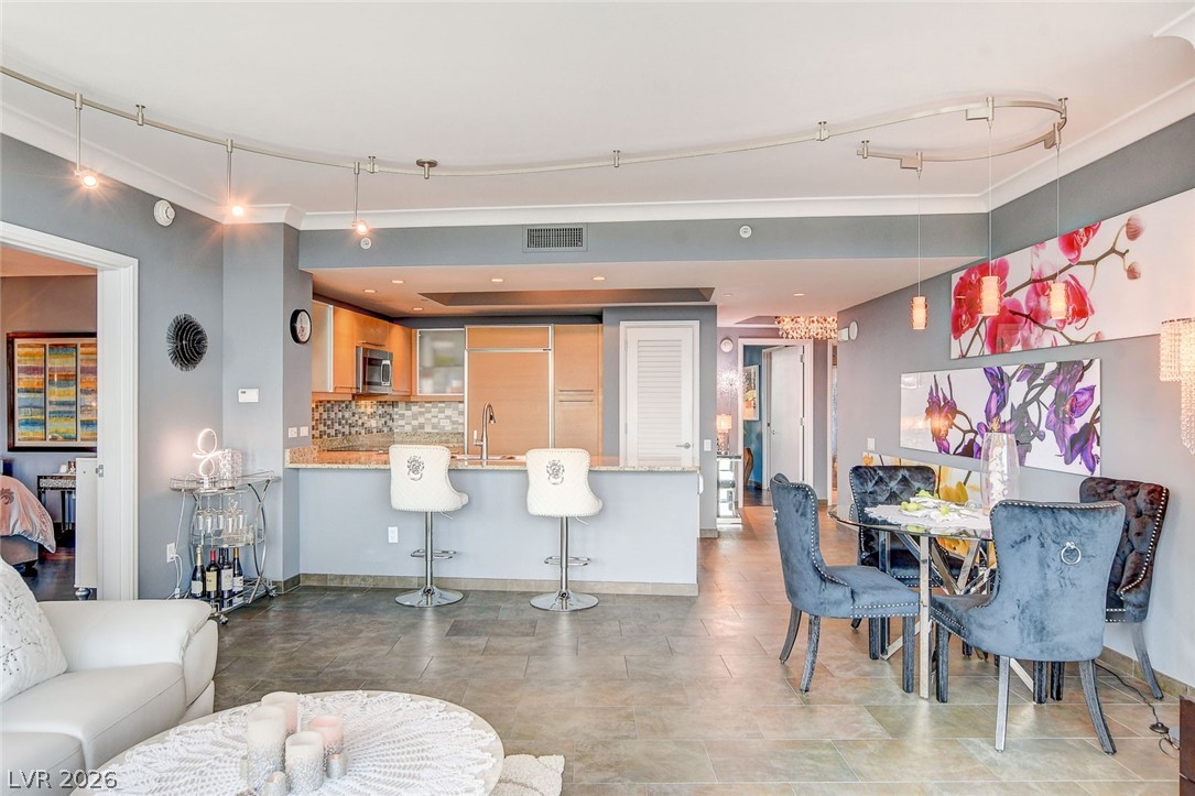 Photo 8 of 55, 322 Karen Avenue #401