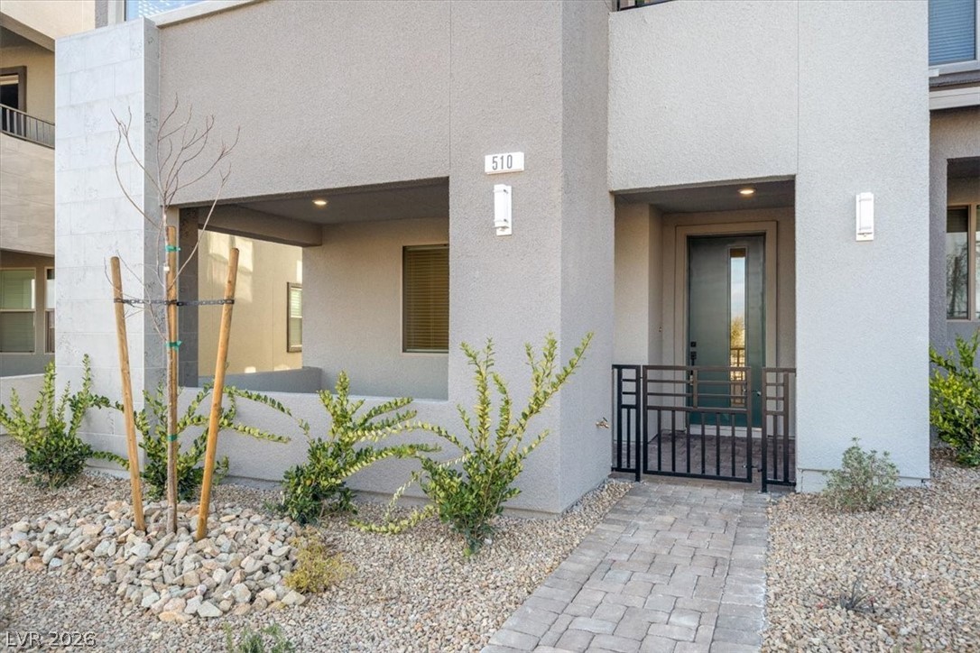 Photo 3 of 510 Mahogany Ridge Street
