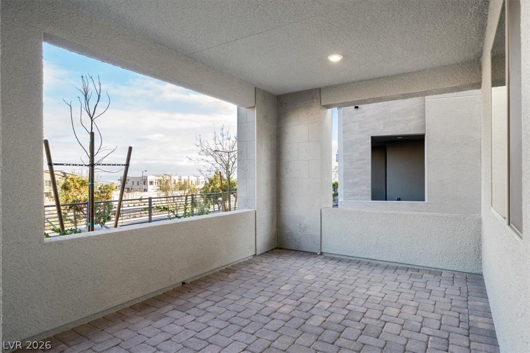 Photo 5 of 510 Mahogany Ridge Street