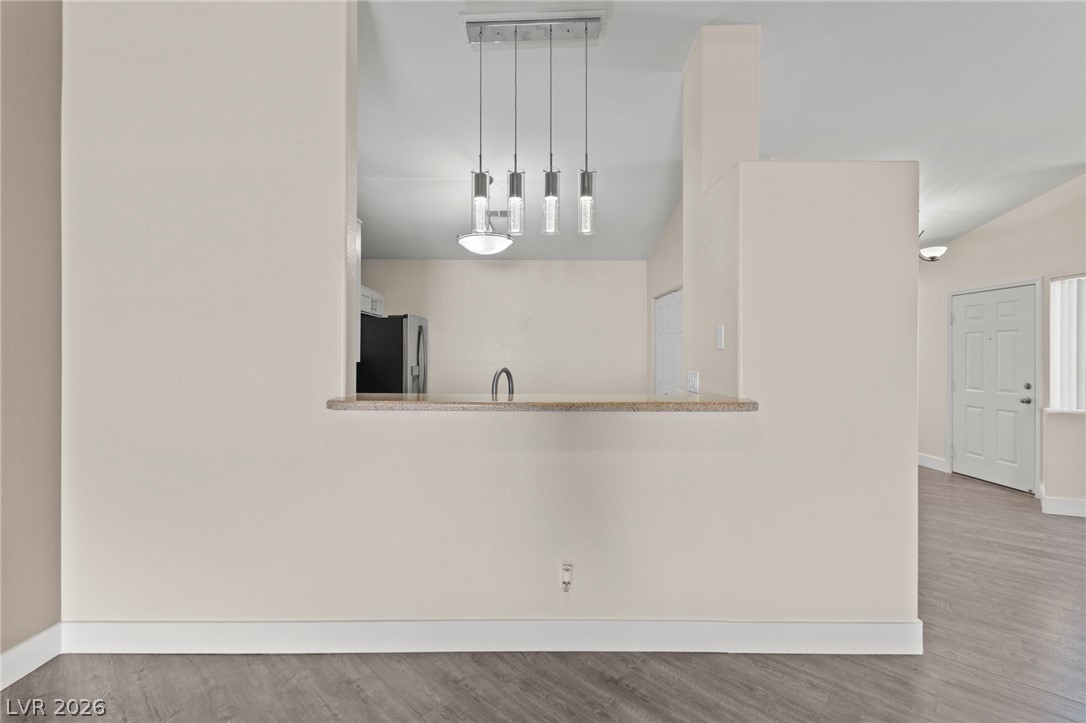 Photo 14 of 50, 3352 Kylemore Street #103