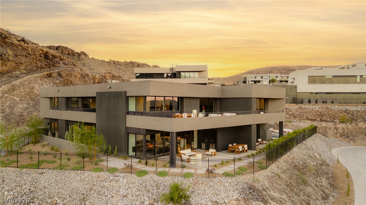 625 Sleeping Dragon Drive, Henderson 89012