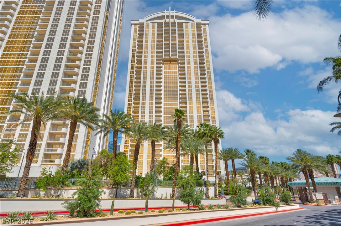 125 E Harmon Avenue #3301 & 3303, Las Vegas 89109