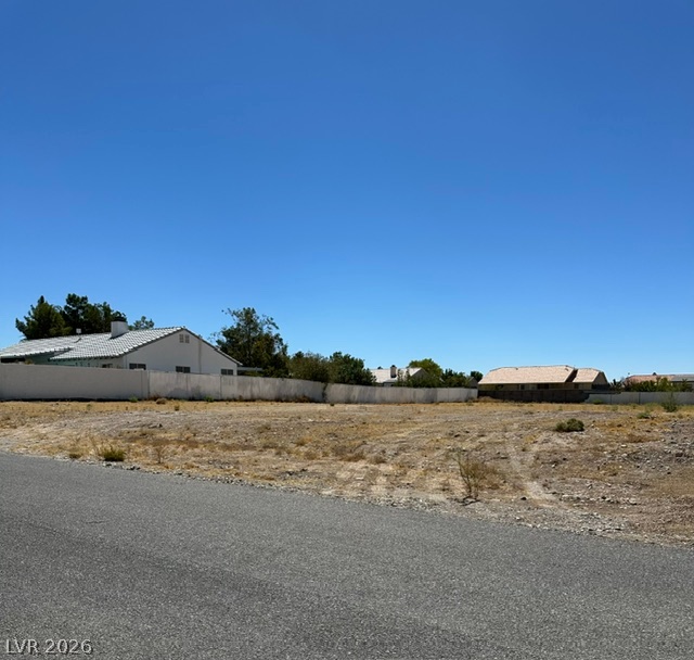 Photo 2 of 5881 Bridger Street