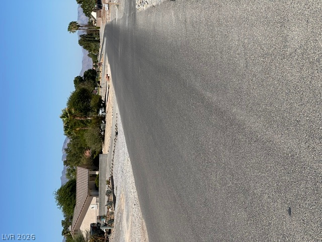 Photo 3 of 5881 Bridger Street