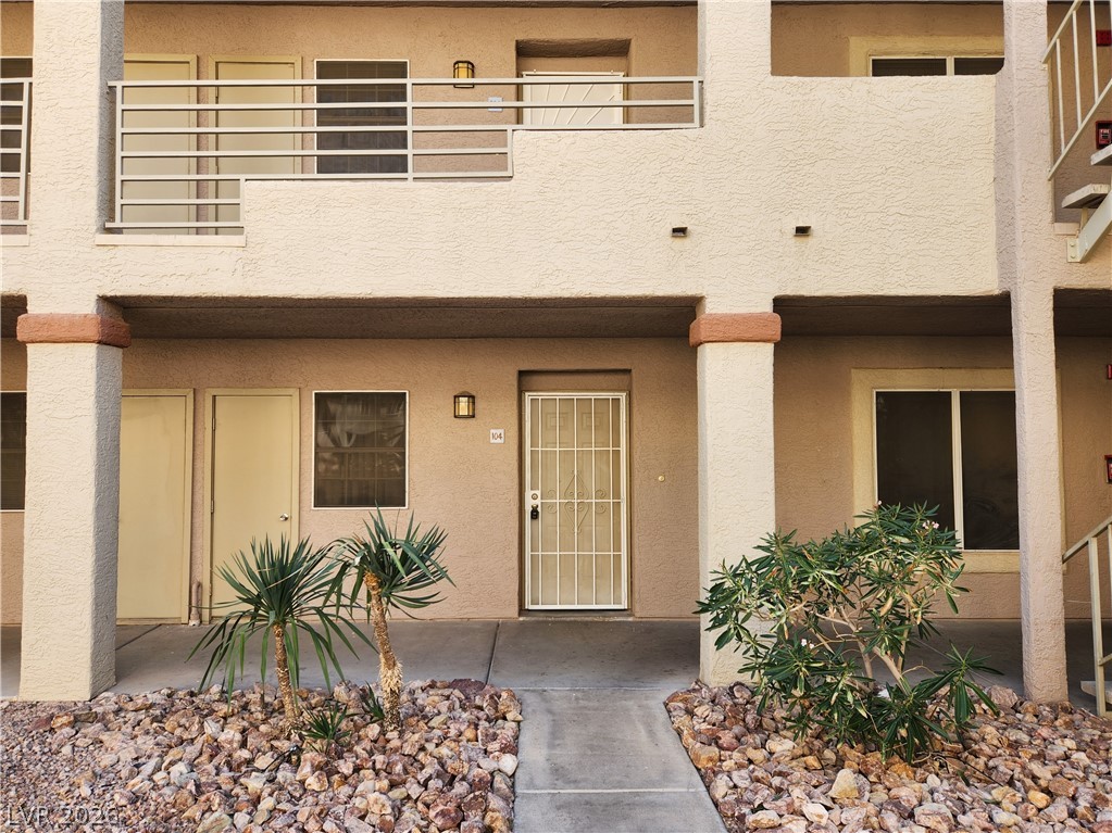 Photo 2 of 2060 Mesquite Lane #104