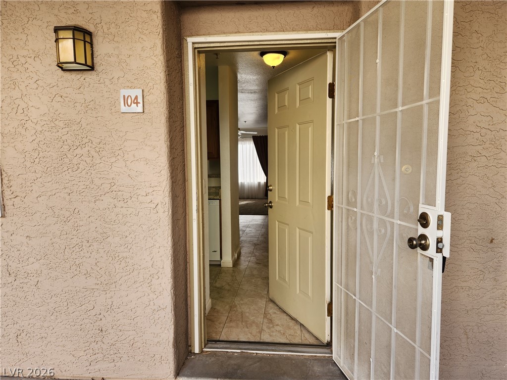 Photo 4 of 2060 Mesquite Lane #104
