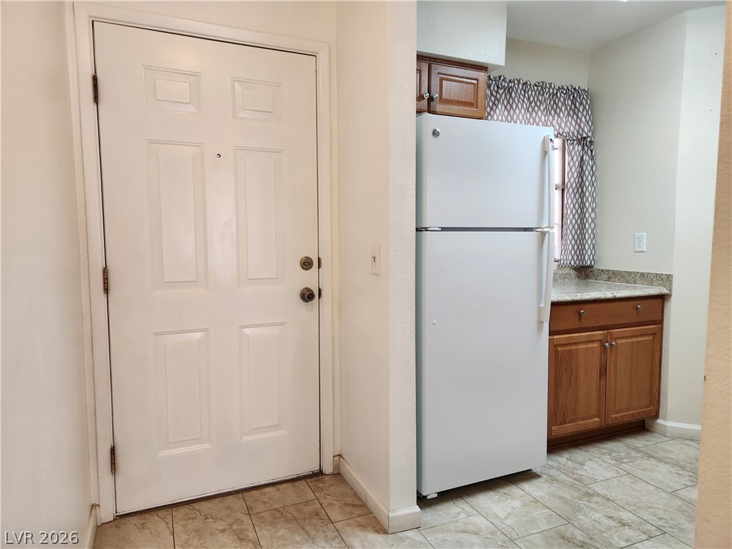 Photo 5 of 2060 Mesquite Lane #104