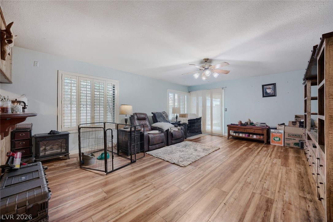 Photo 16 of 28, 7119 Montcliff Avenue