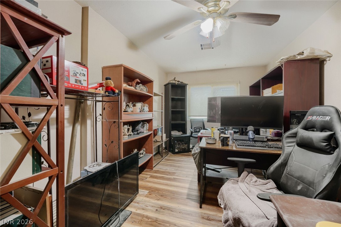 Photo 6 of 28, 7119 Montcliff Avenue