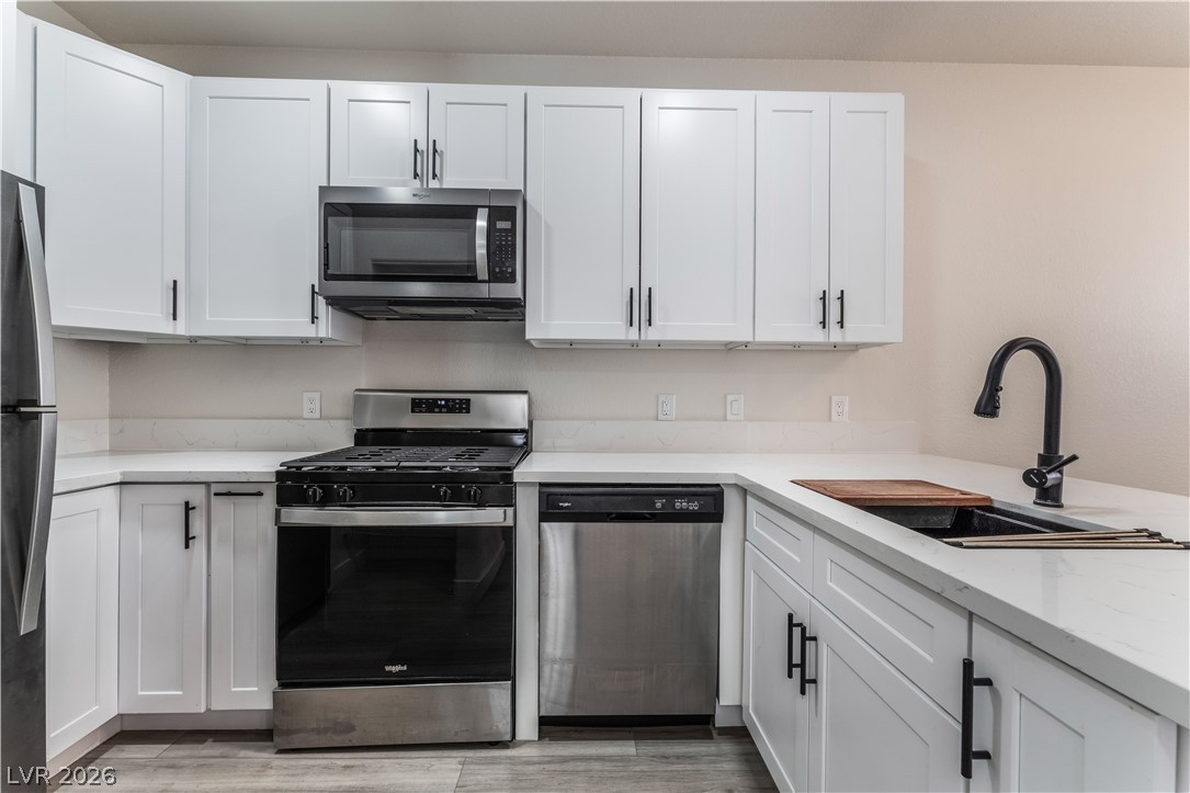 Photo 12 of 30, 4730 E Craig Road #1058