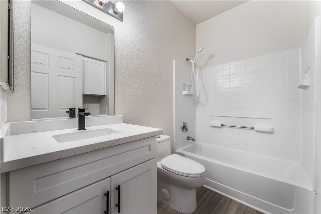 Photo 19 of 30, 4730 E Craig Road #1058