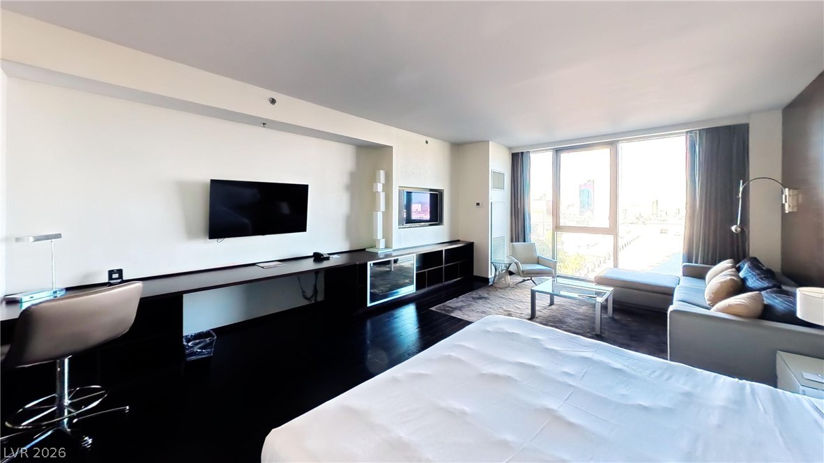 Photo 26 of 30, 4381 W Flamingo Road #902 /904
