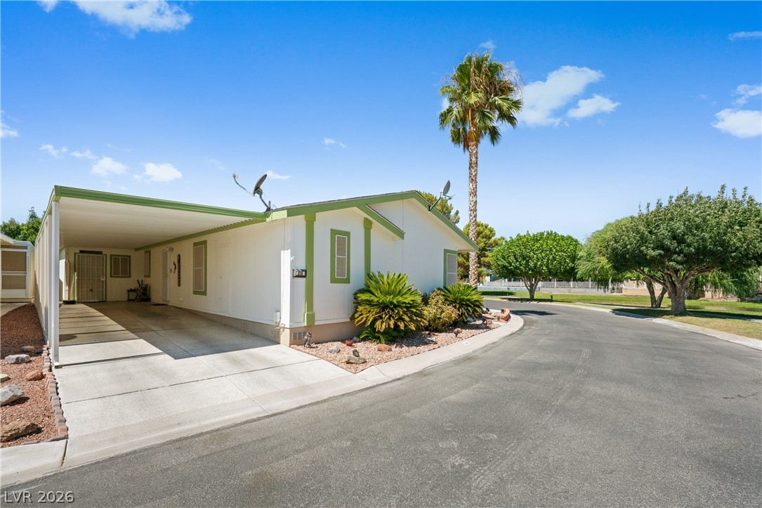 310 Brentwood Drive, Pahrump 89048