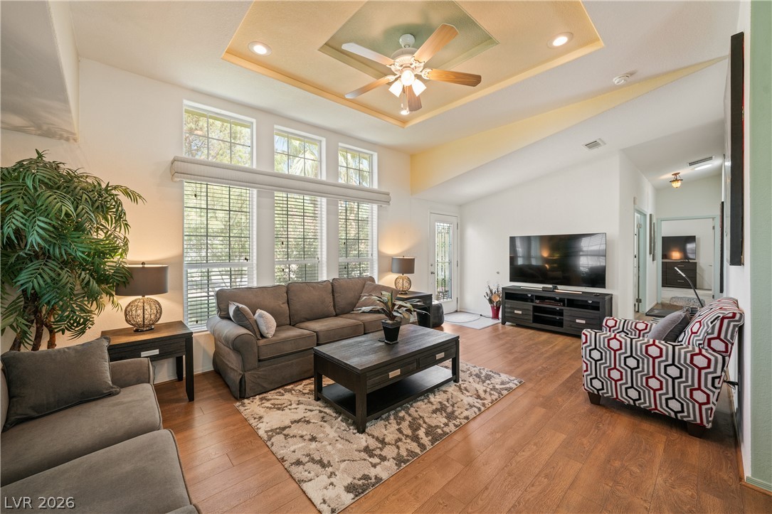 Photo 8 of 44, 310 Brentwood Drive