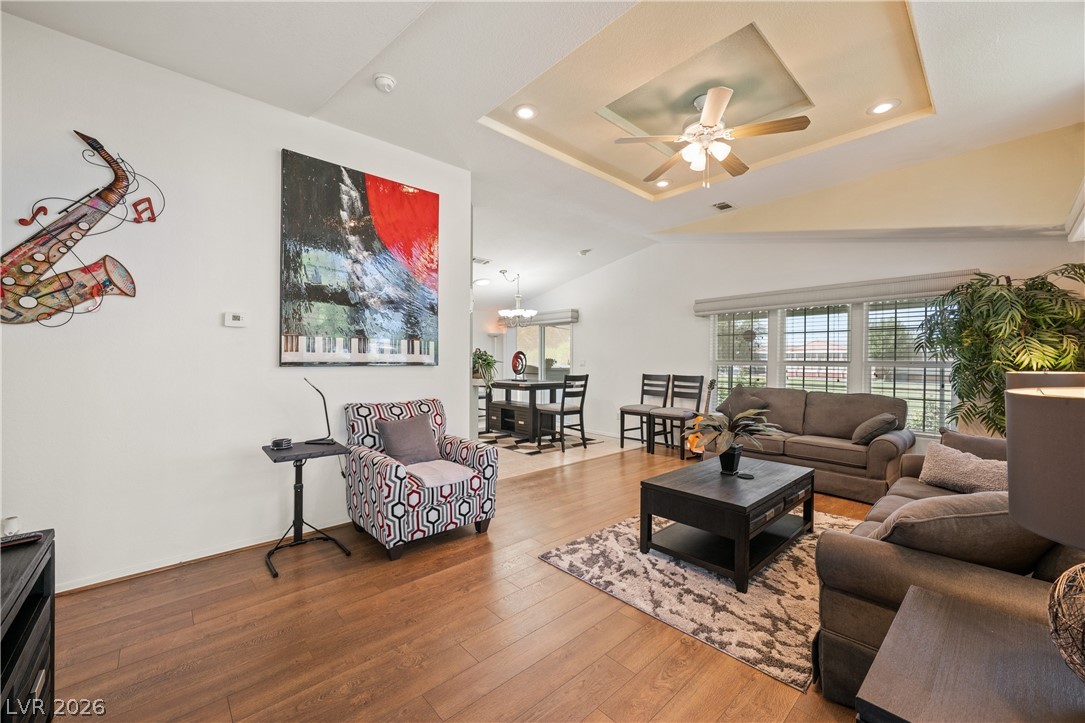 Photo 10 of 44, 310 Brentwood Drive