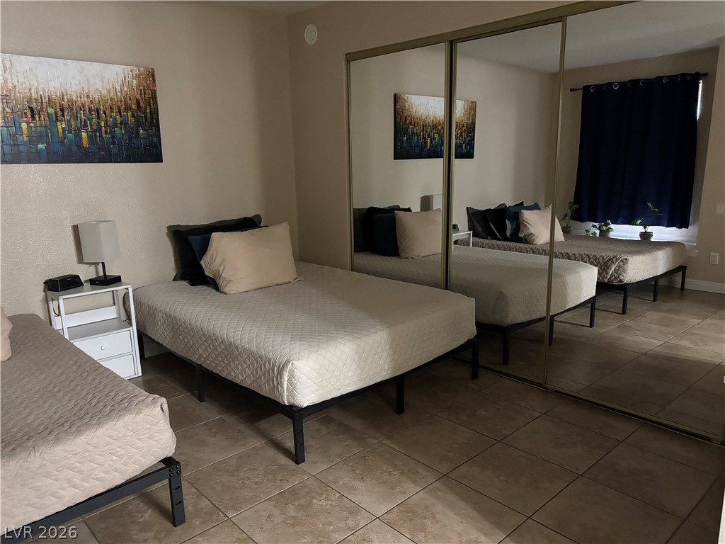 Photo 5 of 3145 E Flamingo Road #1076