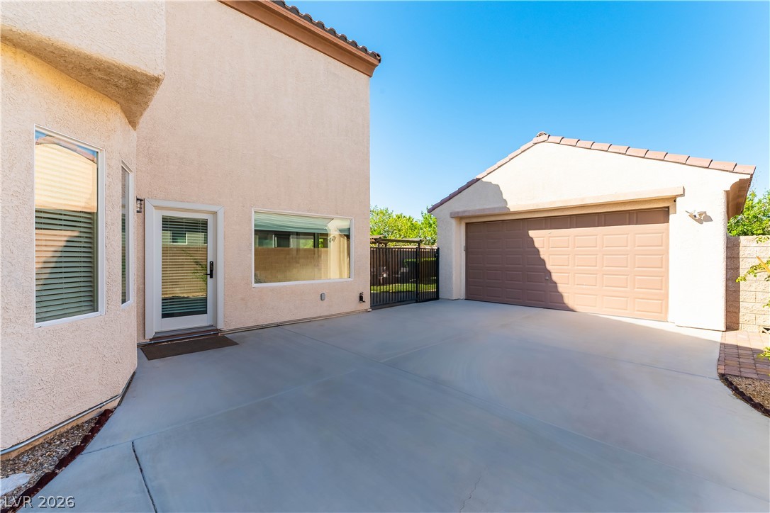 Photo 26 of 35, 2488 Sturrock Drive