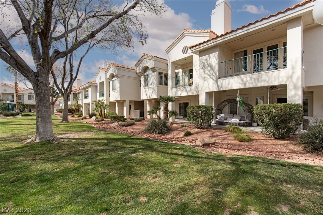 Photo 26 of 39, 7625 Valley Green Drive #201