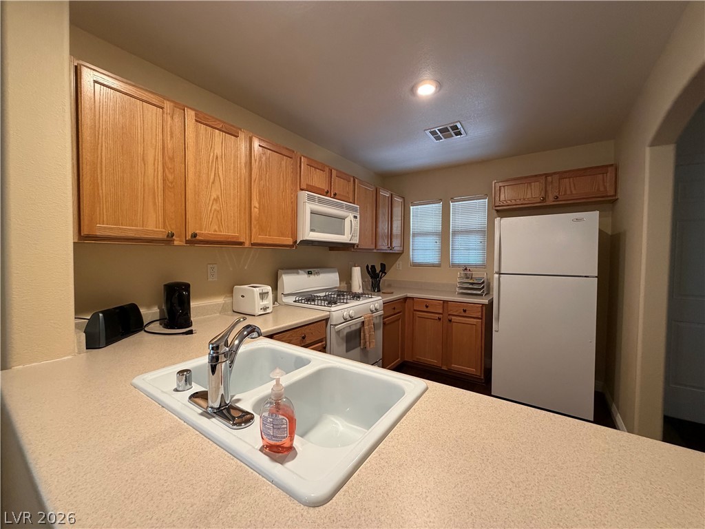 Photo 10 of 29, 9125 Epworth Avenue