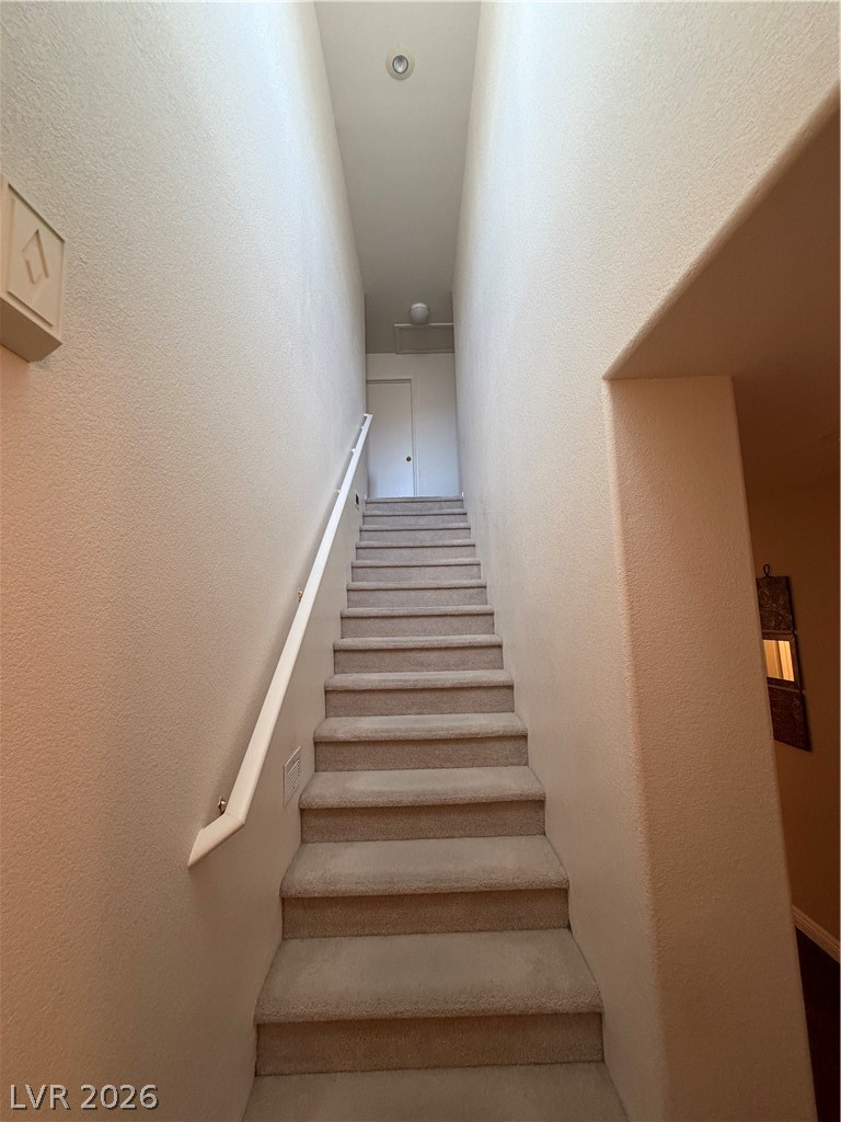 Photo 15 of 29, 9125 Epworth Avenue