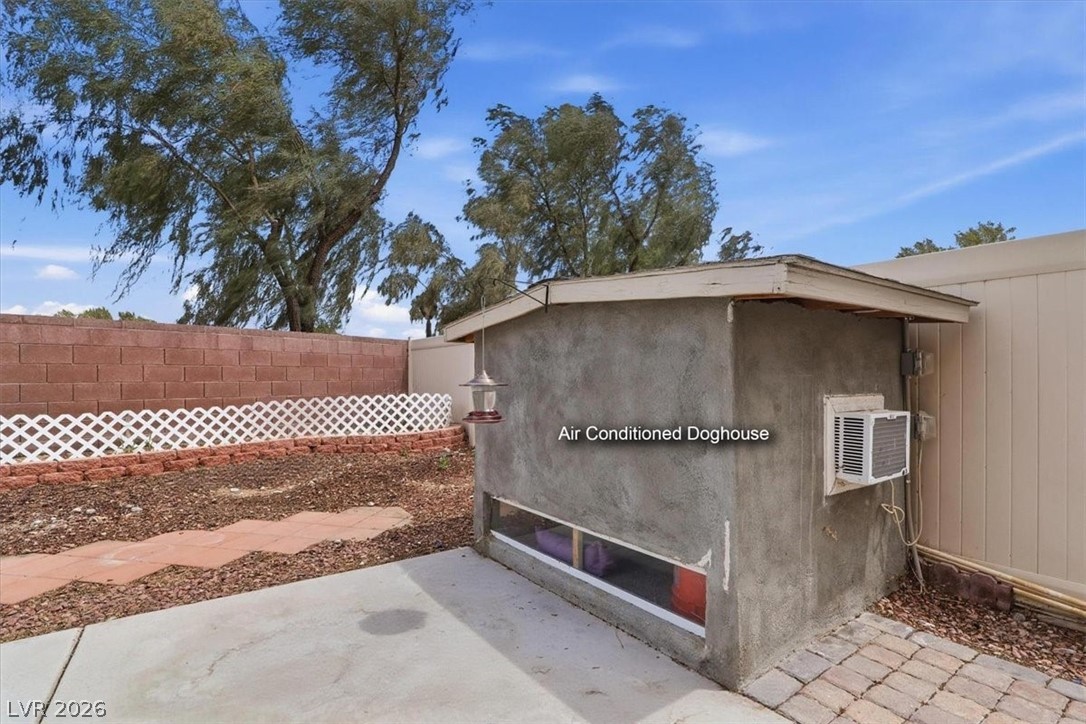 Photo 34 of 47, 5508 Talmo Street