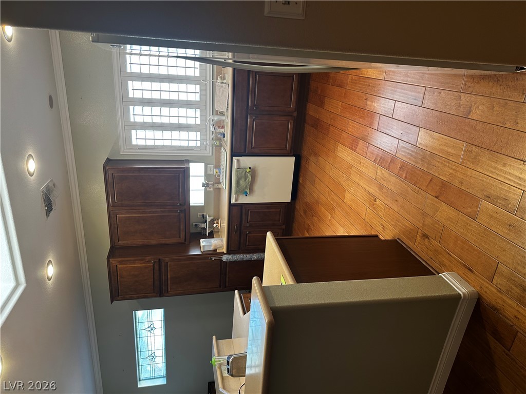 Photo 8 of 27, 1513 Bonner Springs Drive