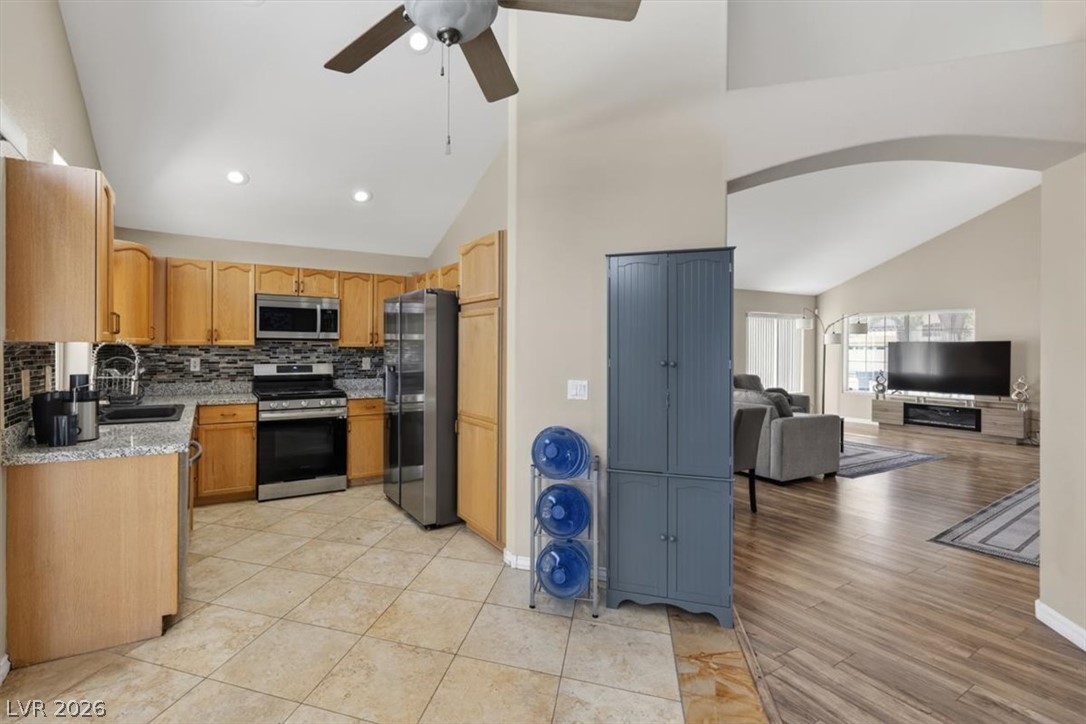 Photo 10 of 41, 7924 McDowell Drive